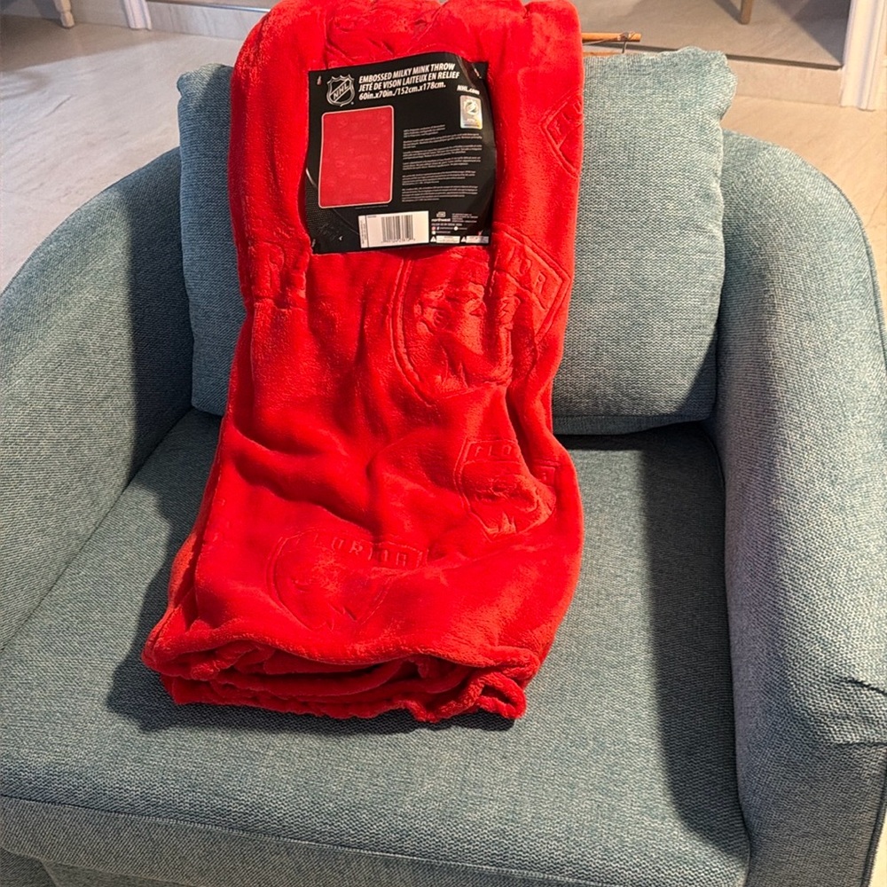 Florida Panthers new Red throw